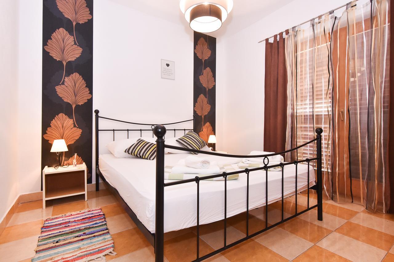 Kostijal Apartament *